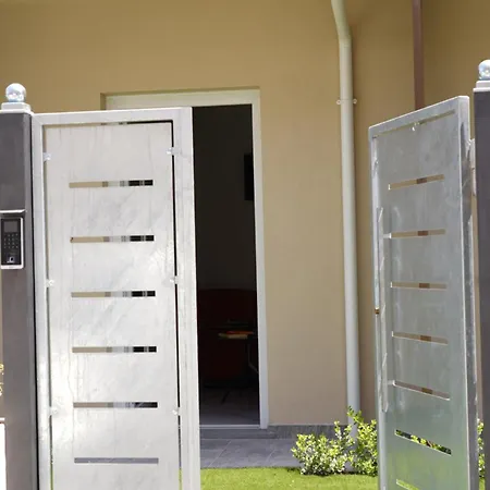 Bed and Breakfast Civico 8 Scalea